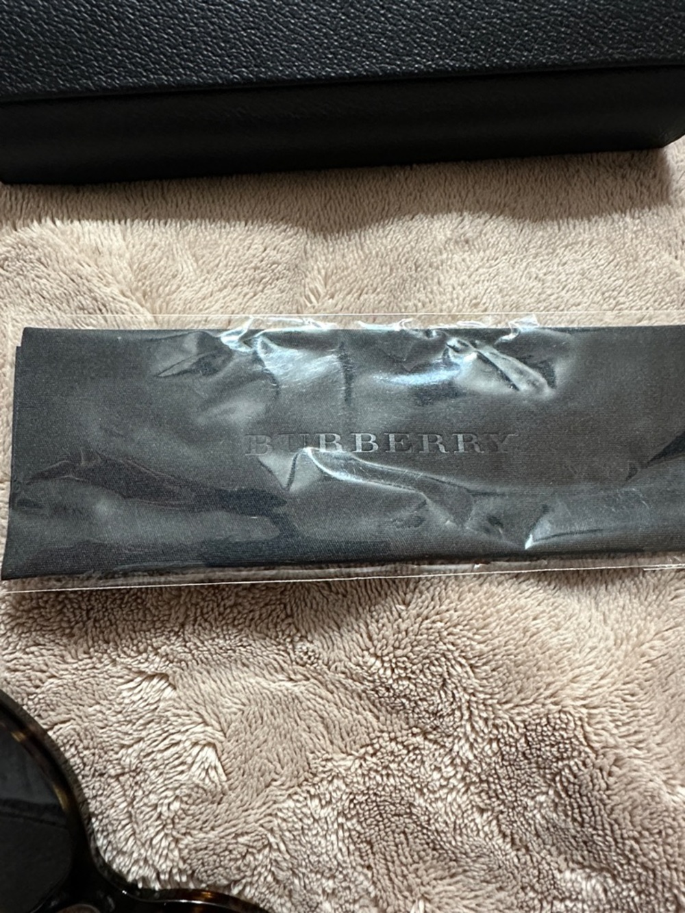 Burberry Tortoiseshell Cat-Eye Sunglasses with Black Case - Picture 11 of 15
